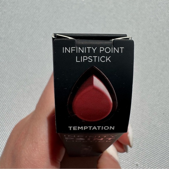 NWT Sigma Beauty Infinity Point Lipstick - Temptation - Picture 3 of 4